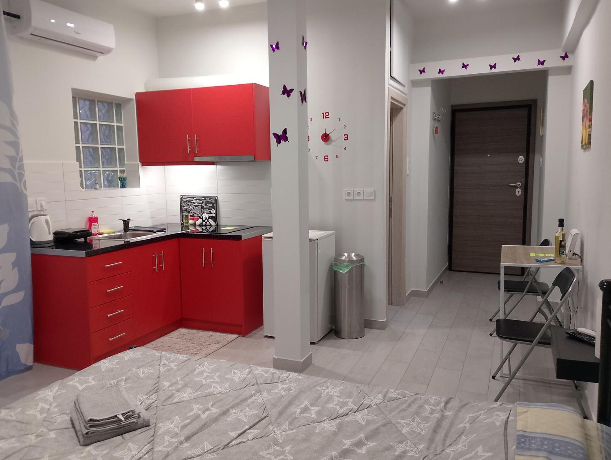 One-Bedroom Apartment